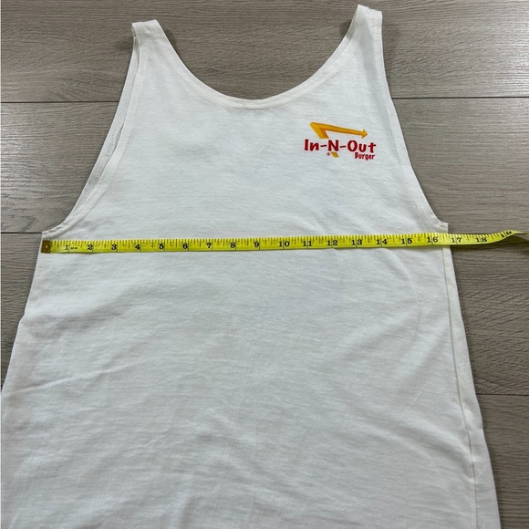In N Out Burger Retro Vintage Muscle Logo Tank Top - Picture 7 of 8